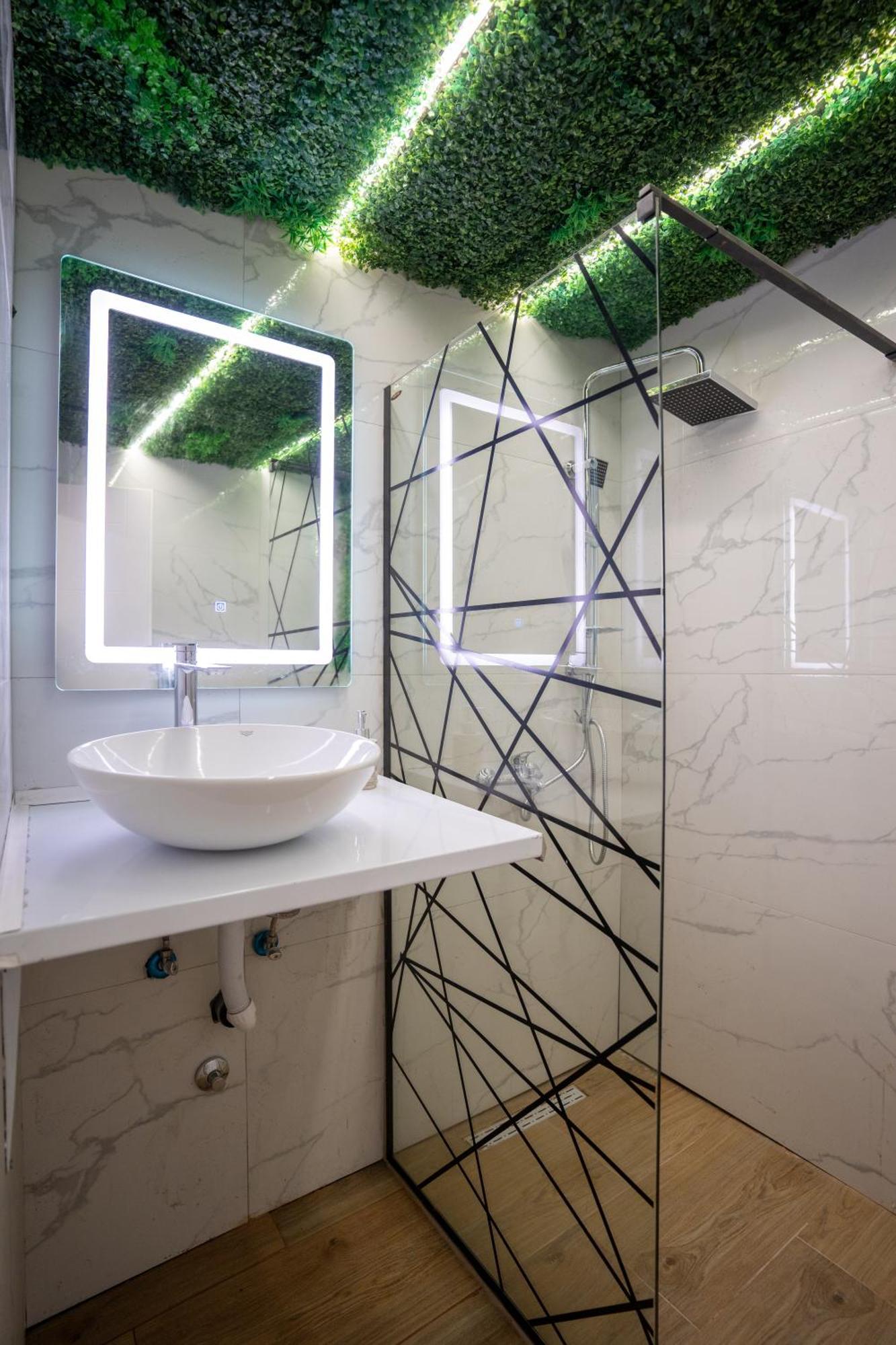 Cozy Sauna & Jacuzzi Apartment