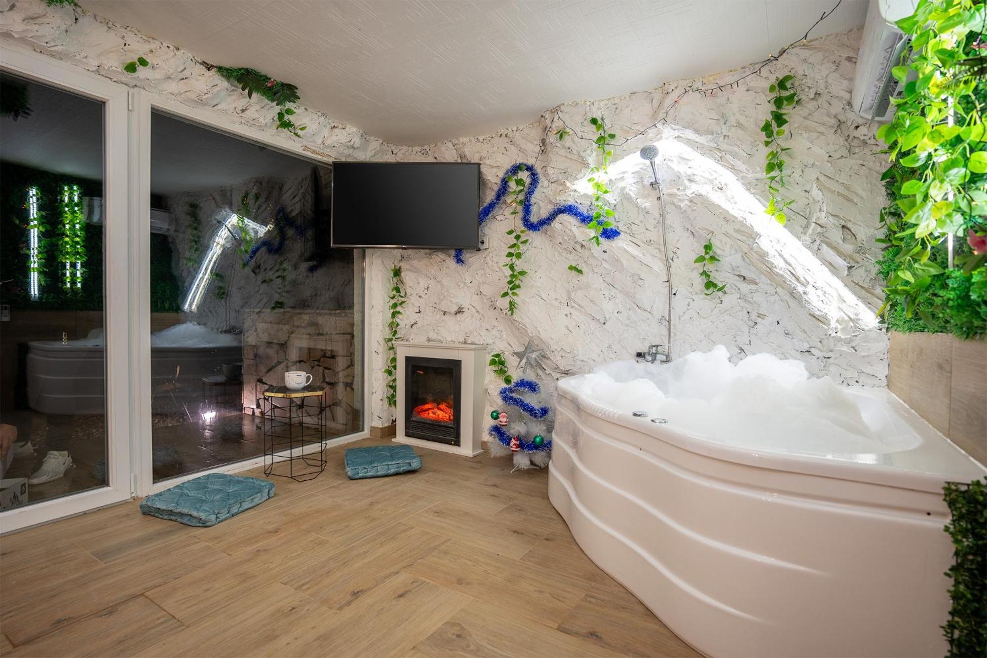 Cozy Sauna & Jacuzzi * Sarajevo